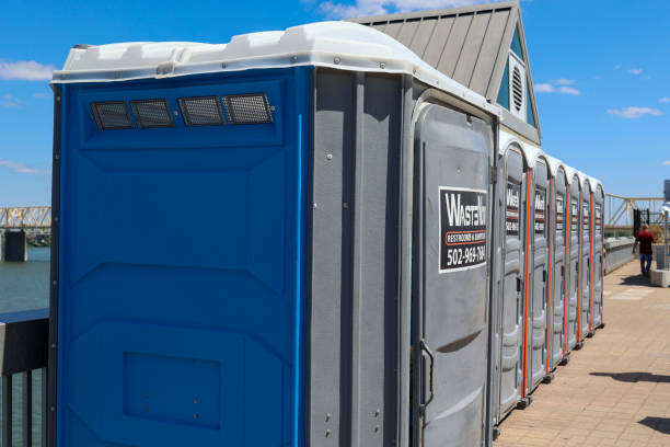 Best Portable Restroom Removal and Pickup in Lewistown, IL