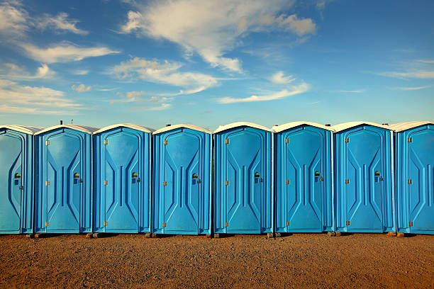 Best Portable Toilet Rental for Emergency Services in Lewistown, IL